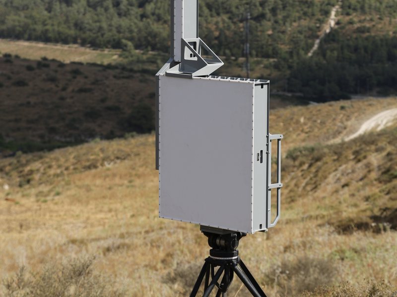 A compact tripod-mounted radiating unit in the field